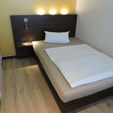 Apart-Hotel Wiesbaden Extérieur photo